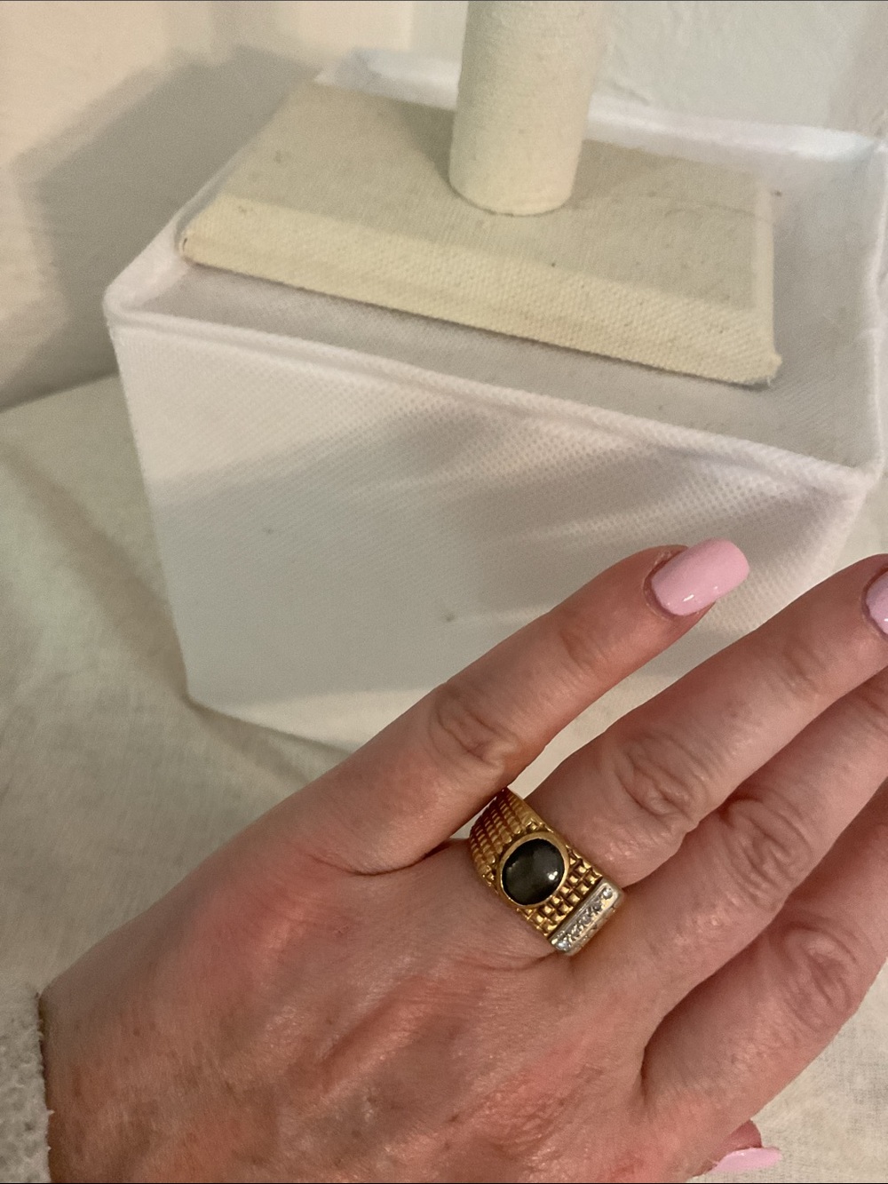 Vintage 14K Gold Black Star Sapphire Signet Ring Size 9 - Picture 3 of 9